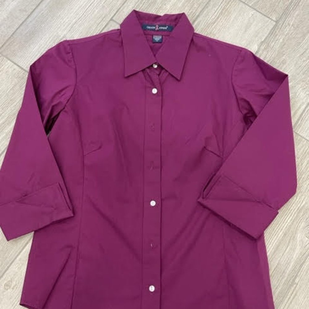 Devon and Jones 3/4 Sleeve Burgundy Blouse